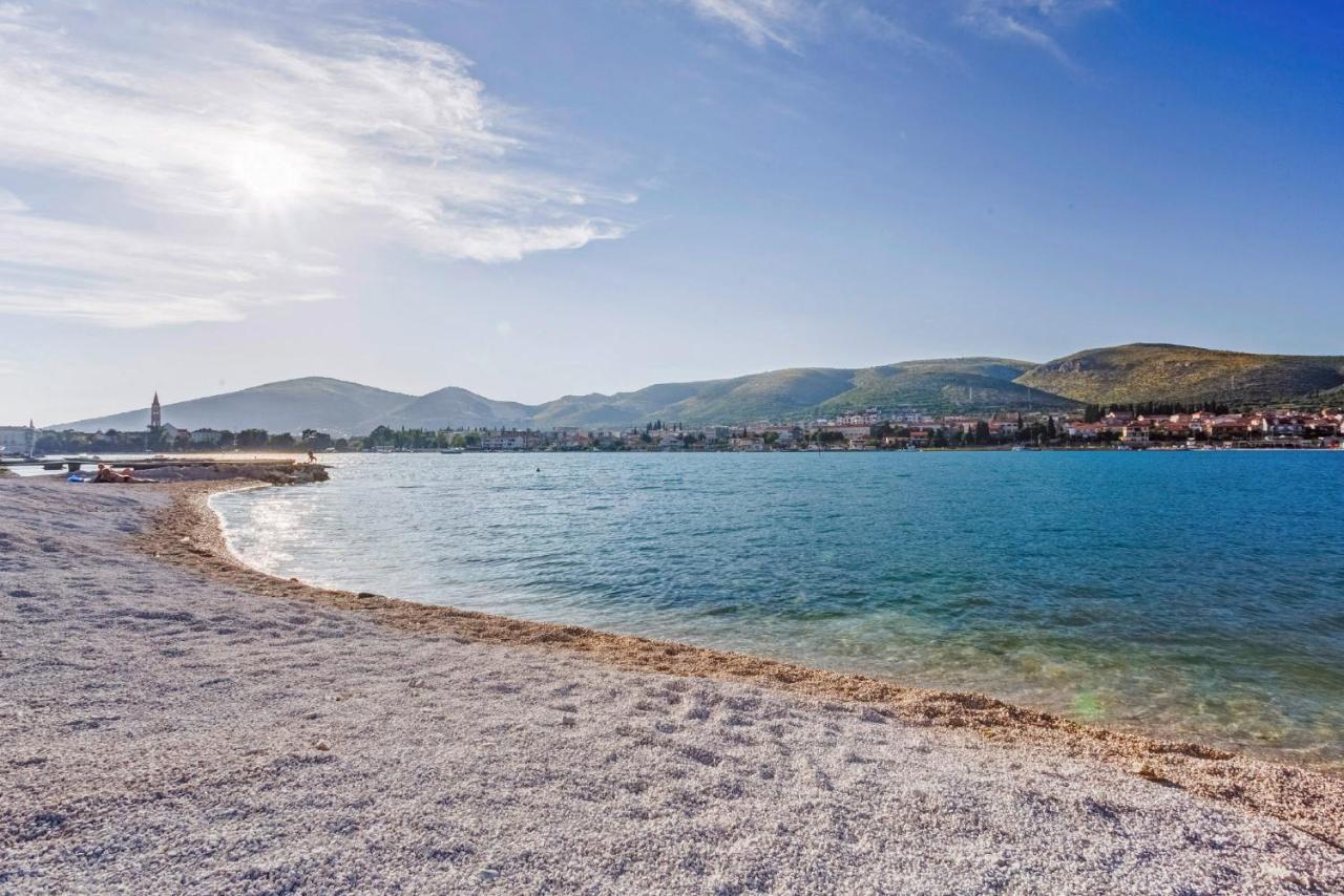 Smuketa In Trogir Haus Fuer 4 Personen Villa ภายนอก รูปภาพ